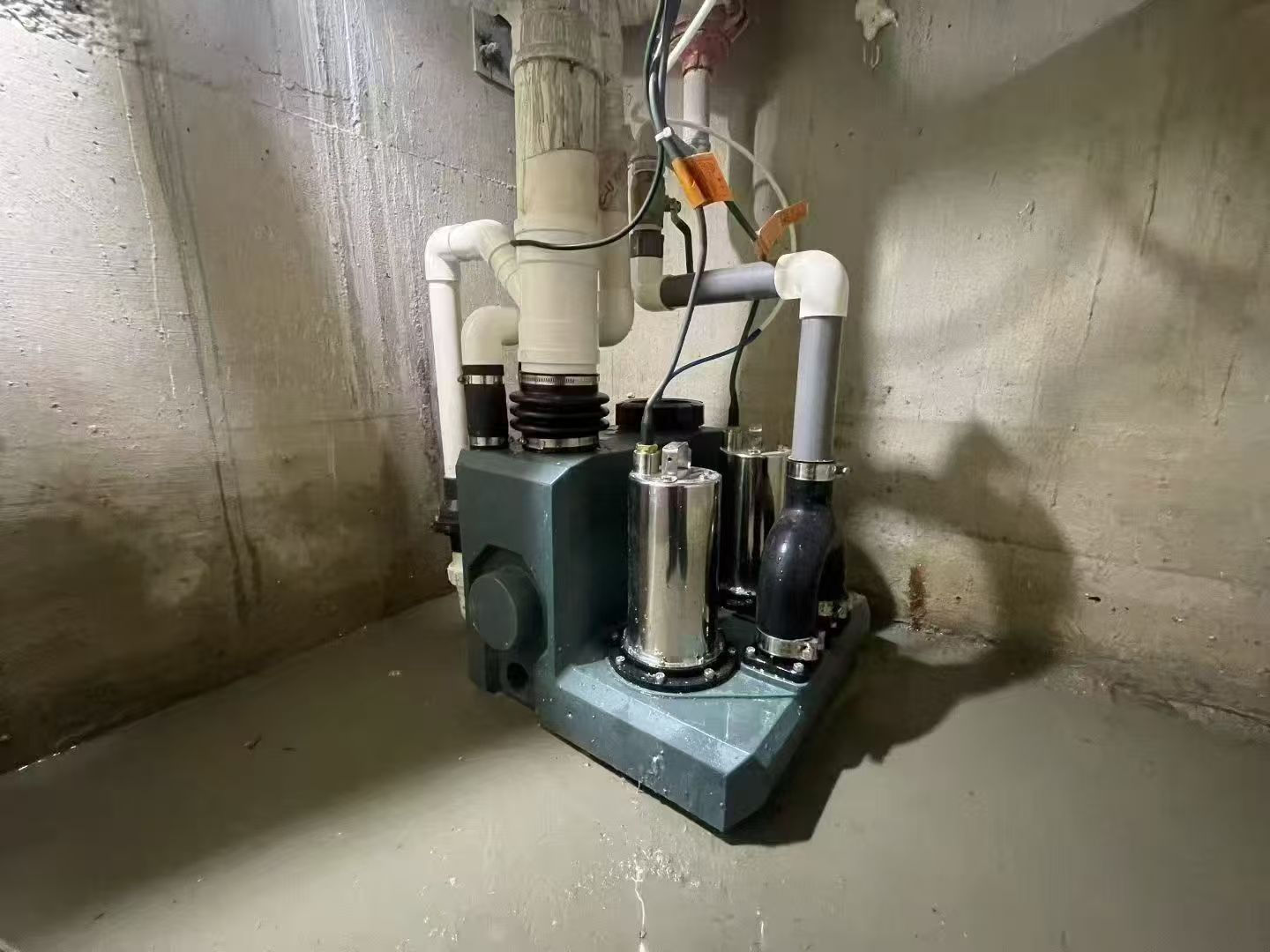 污水提升器